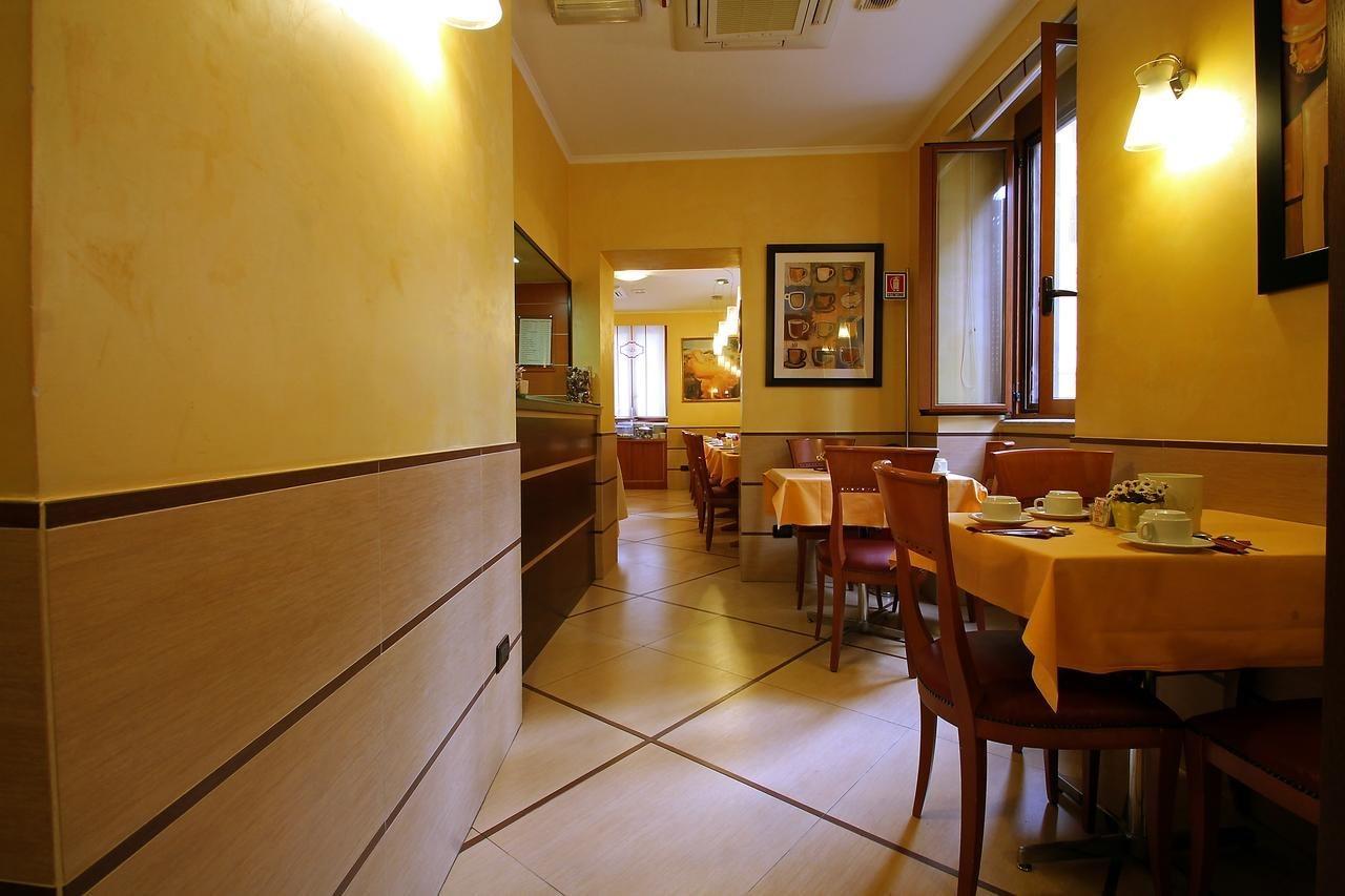 Hotel Lirico Rome Exterior photo