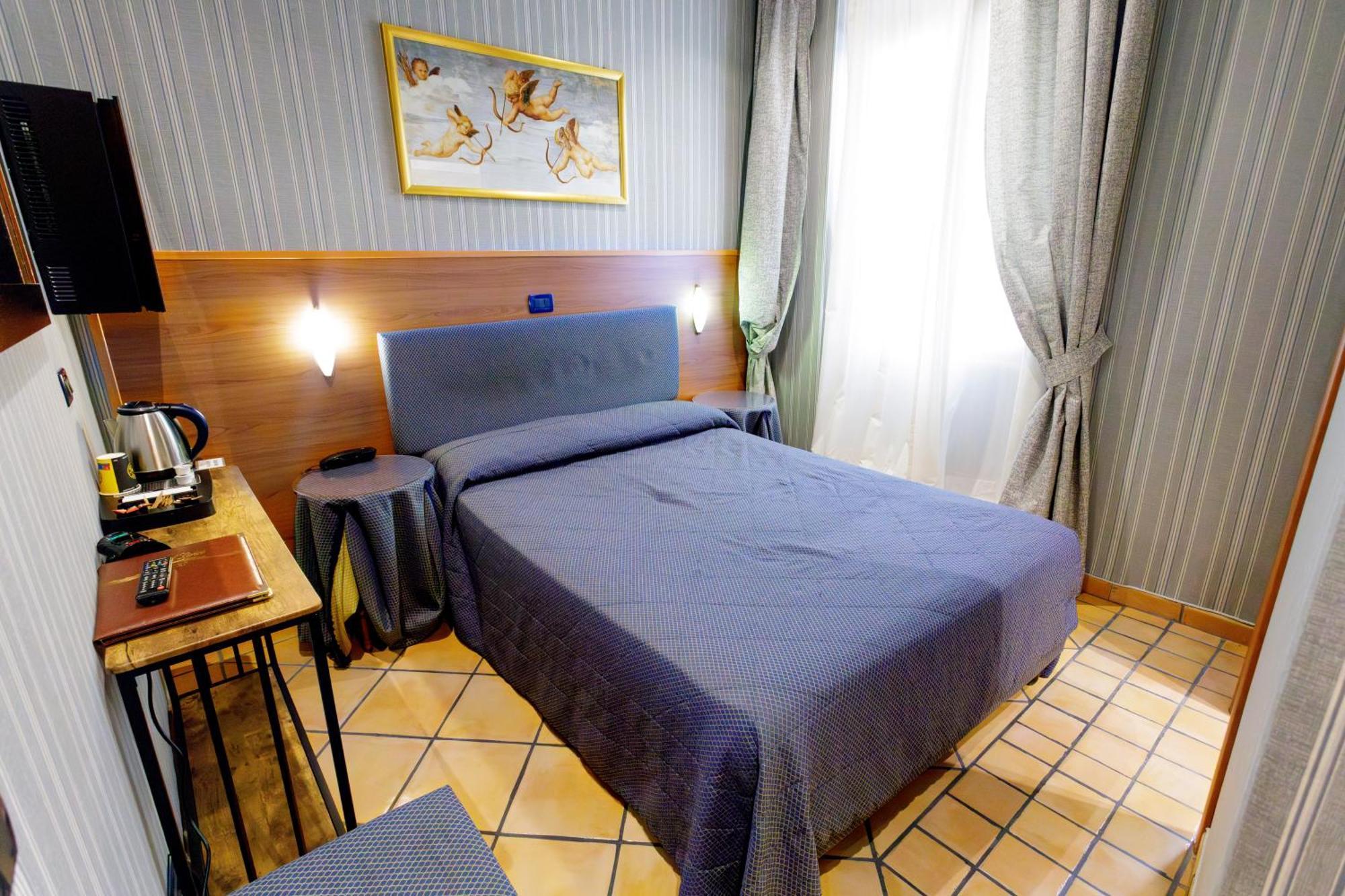Hotel Lirico Rome Exterior photo