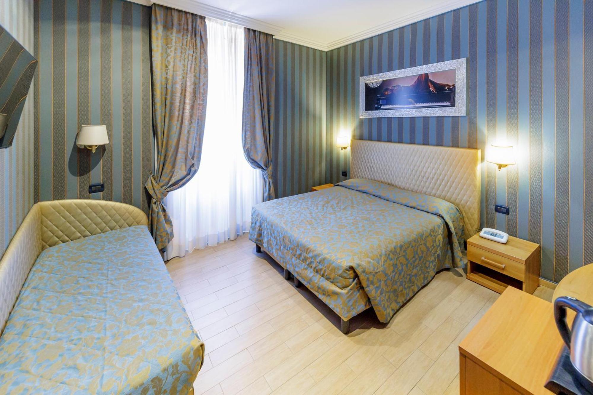 Hotel Lirico Rome Exterior photo