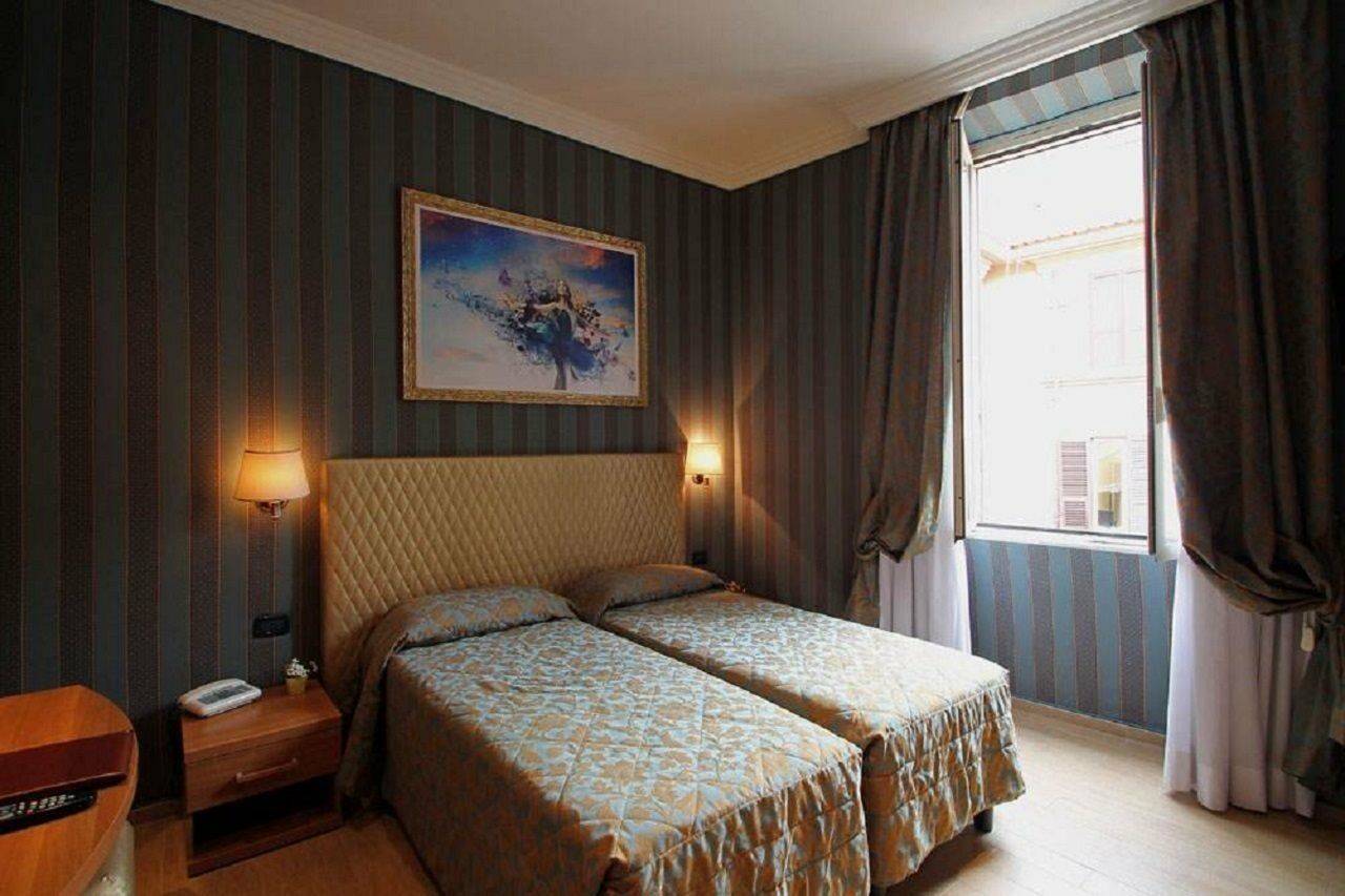 Hotel Lirico Rome Exterior photo