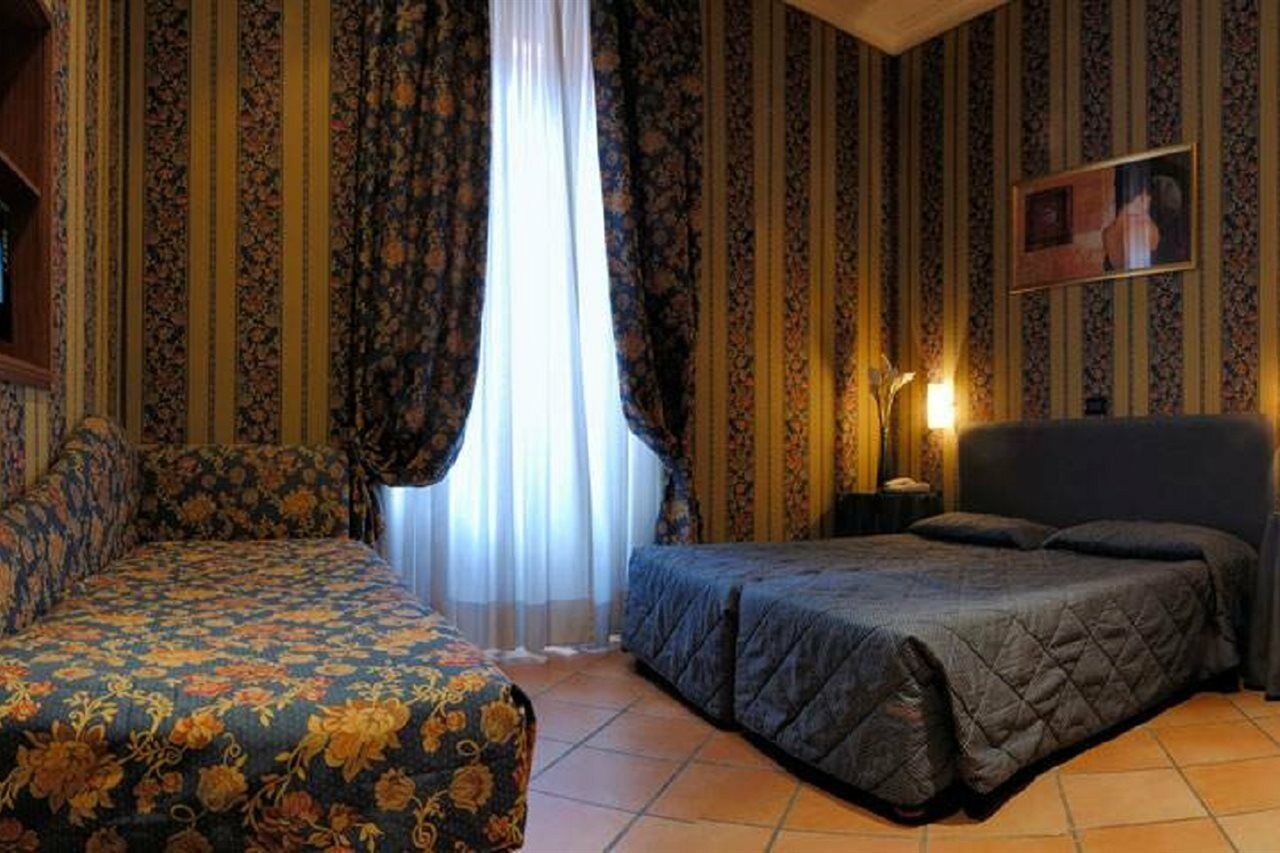 Hotel Lirico Rome Exterior photo